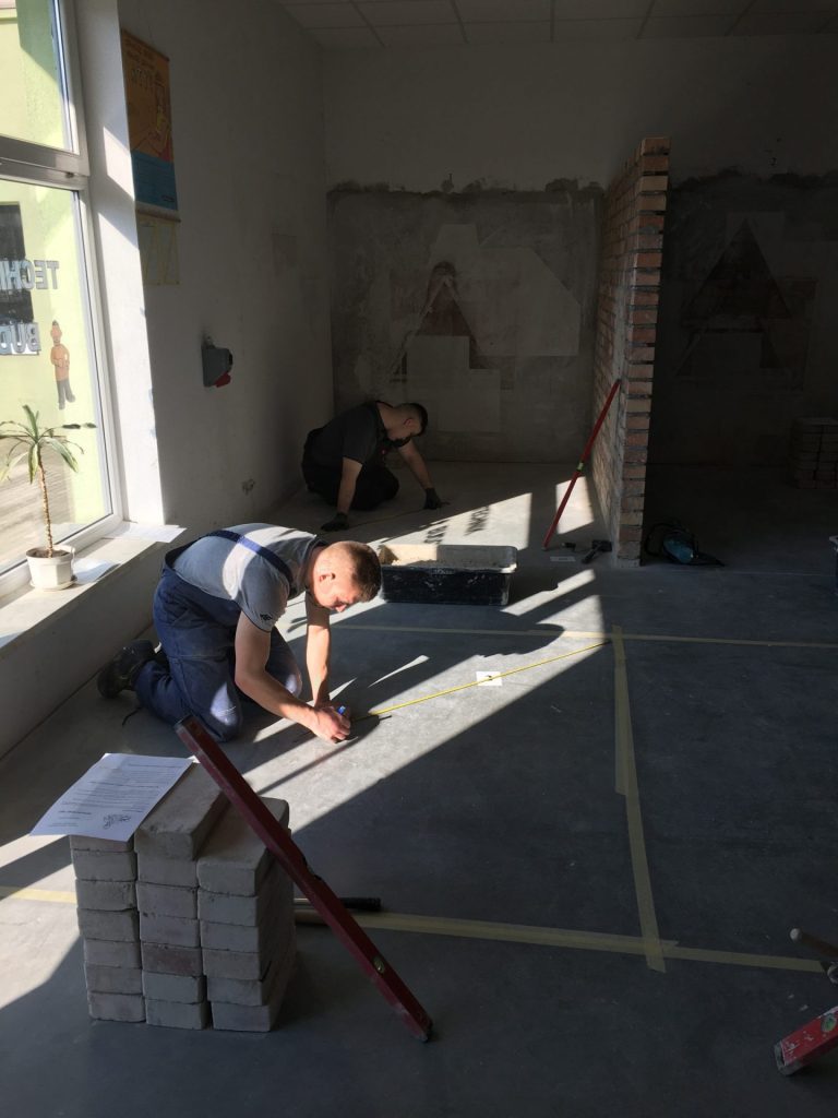 Uczestnicy konkursu Murarz roku 2023