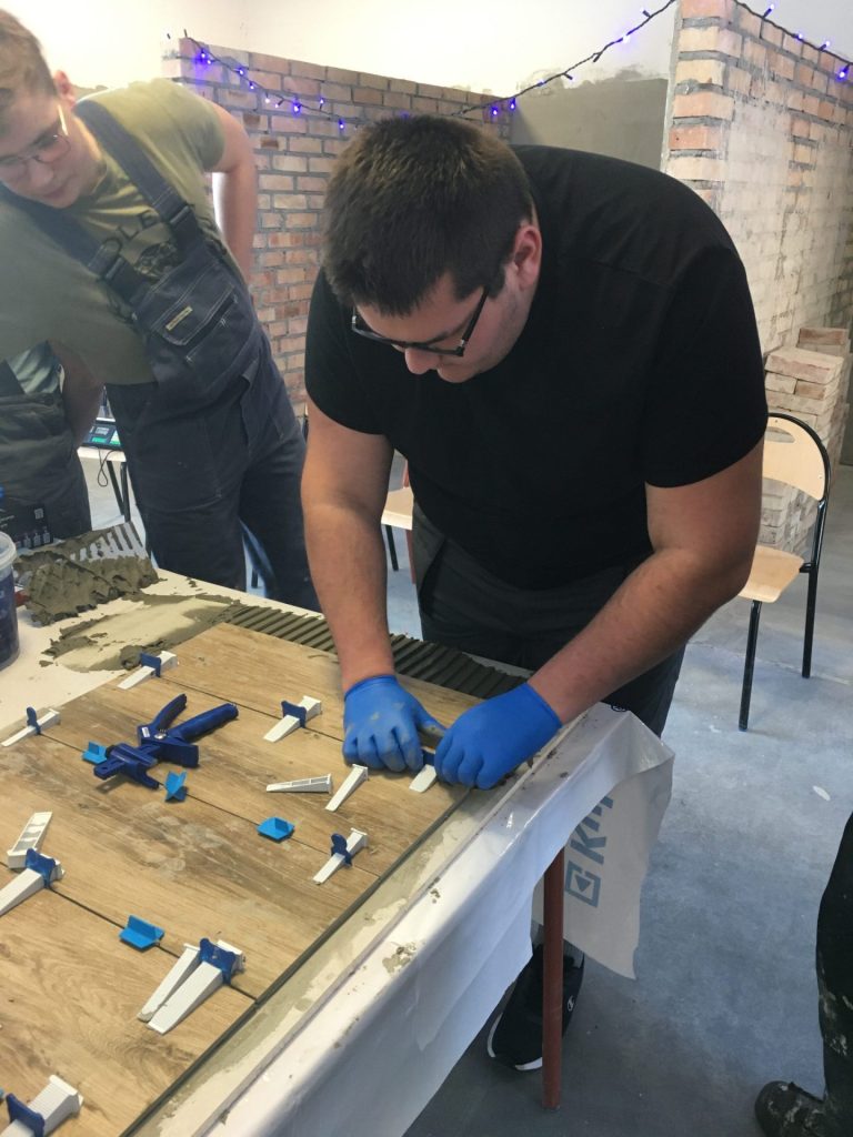 Uczestnicy szkolenia narzędzia - z firmą Kubala